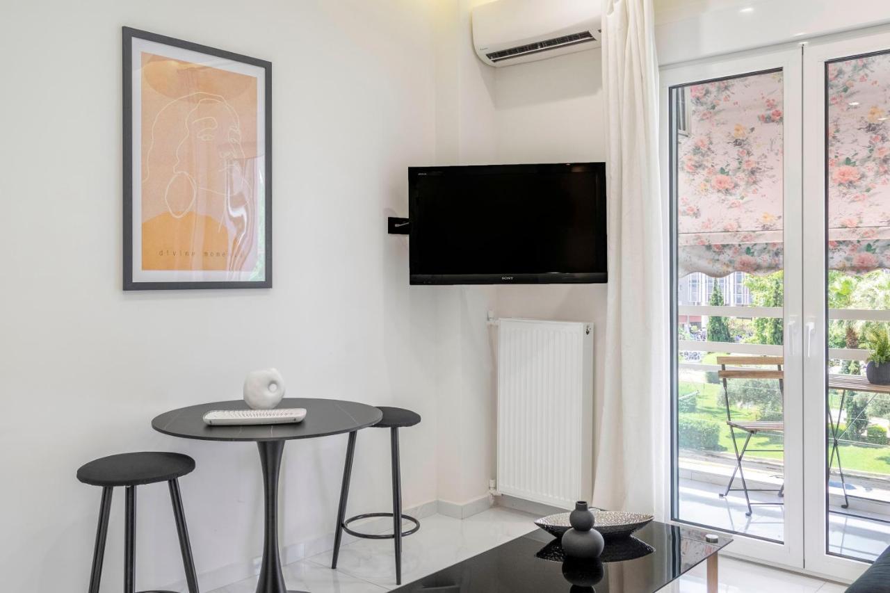 Central 2Br Apartment In The Heart Of Athens Exterior photo